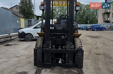 Вилочный погрузчик TCM FG 2000 в Тернополе