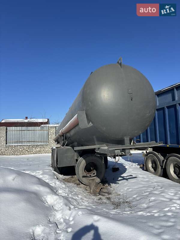 Цистерна полуприцеп ТЦ 13 1969 в Смотриче