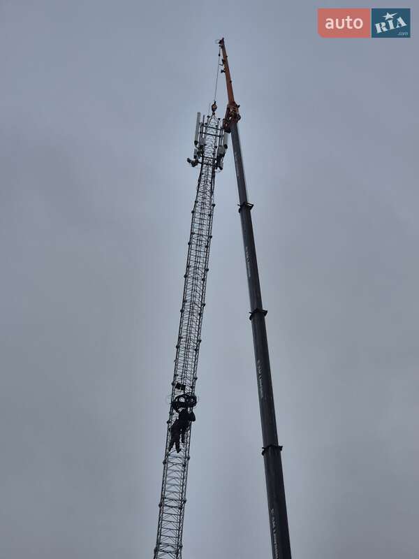 Автокран Terex-Demag K3208 2007 в Львові