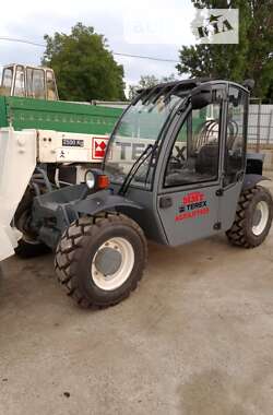 Телескопічні навантажувачі Terex A 2005 в Чернівцях