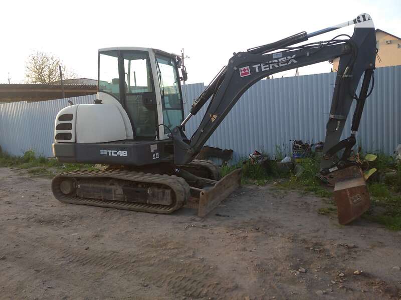 Гусеничный экскаватор Terex TC-50 2010 в 