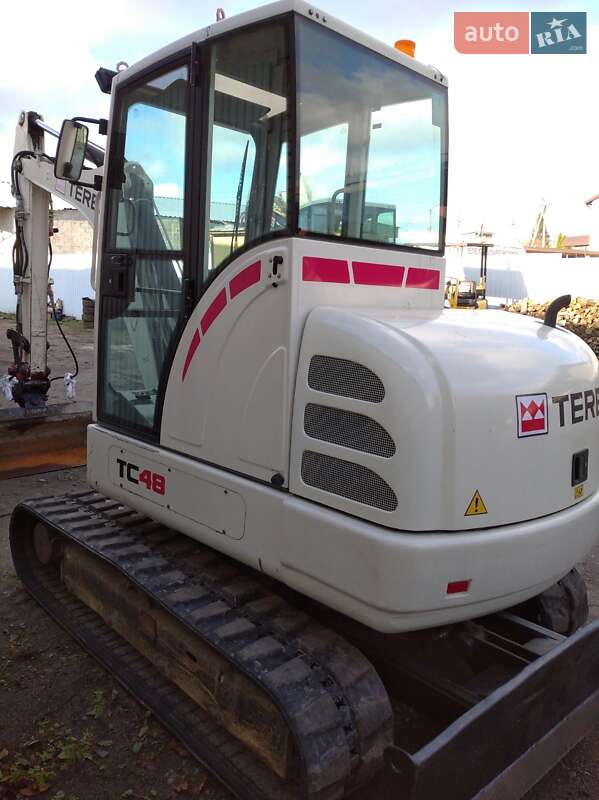 Гусеничный экскаватор Terex TC 2008 в Золочеве