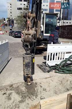 Колесный экскаватор Terex TW 2009 в 