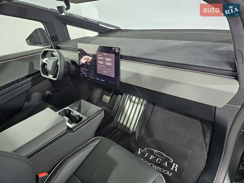 Пикап Tesla Cybertruck 2024 в Киеве