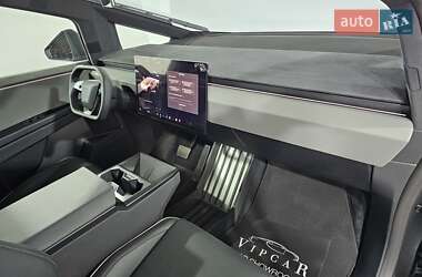 Пикап Tesla Cybertruck 2024 в 