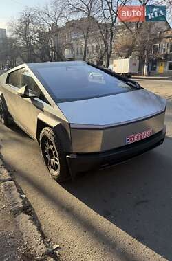 Пикап Tesla Cybertruck 2024 в Николаеве