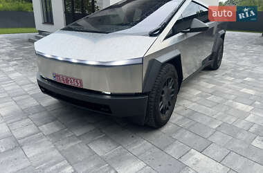 Пікап Tesla Cybertruck 2024 в Старокостянтинові