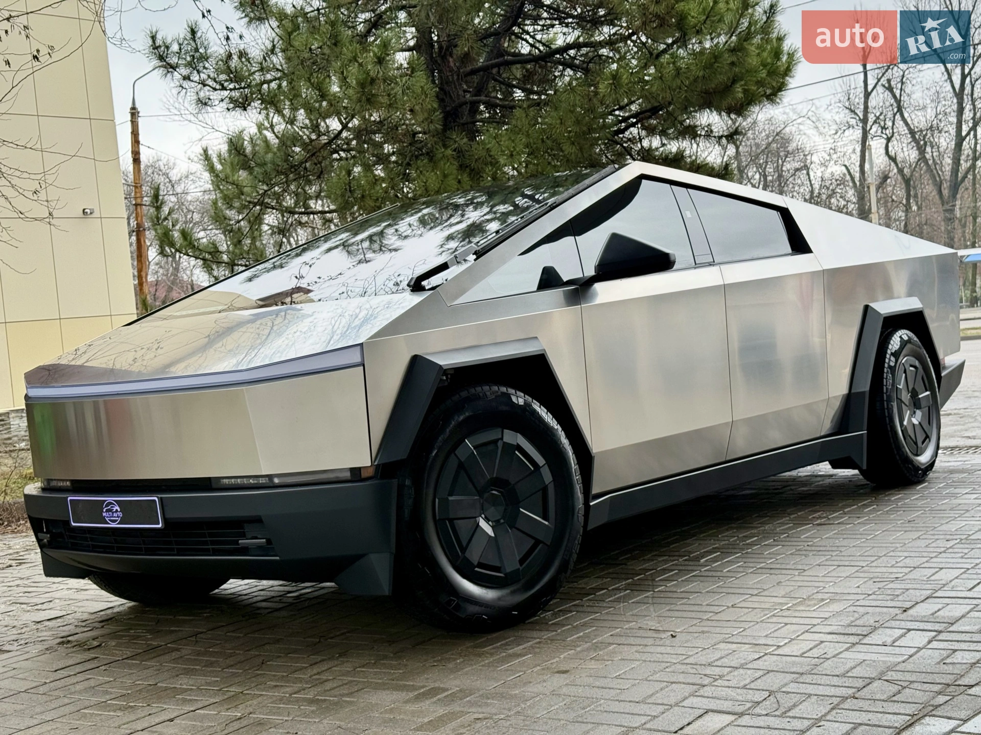2024 Tesla Cybertruck - мініатюра 2