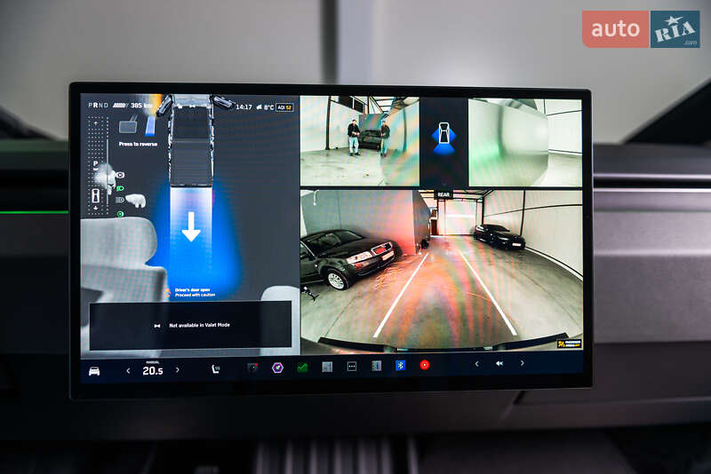 Пикап Tesla Cybertruck 2024 в Мукачево