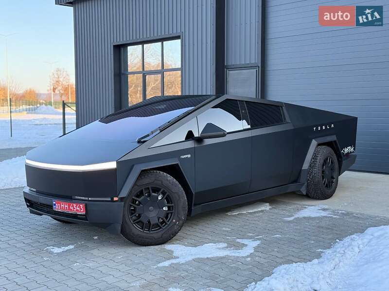 Пикап Tesla Cybertruck 2024 в Дубно