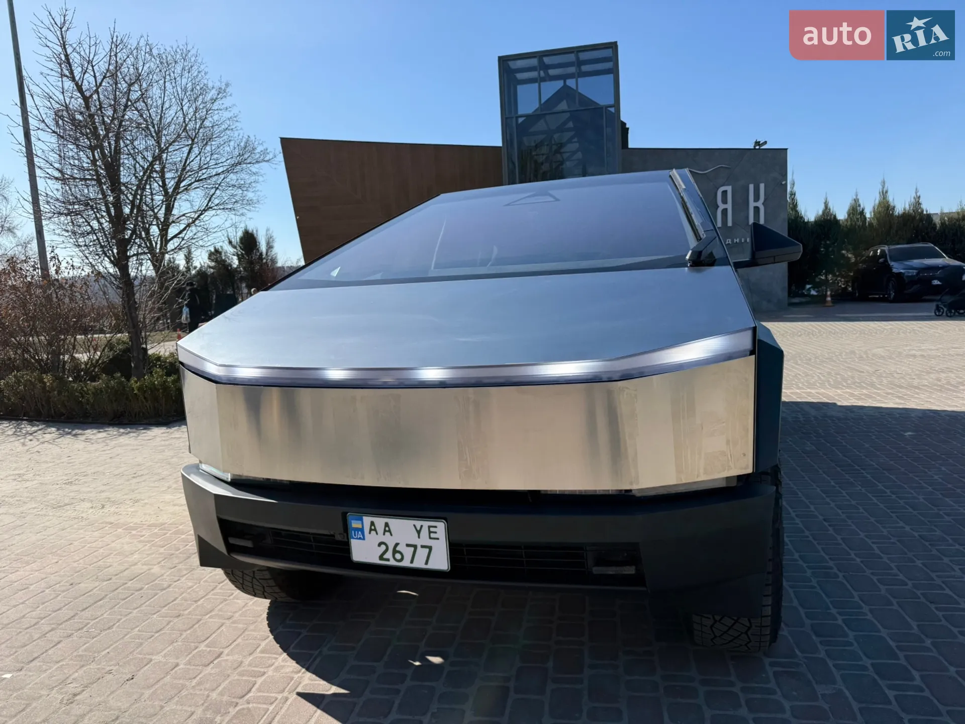 2024 Tesla Cybertruck - мініатюра 3