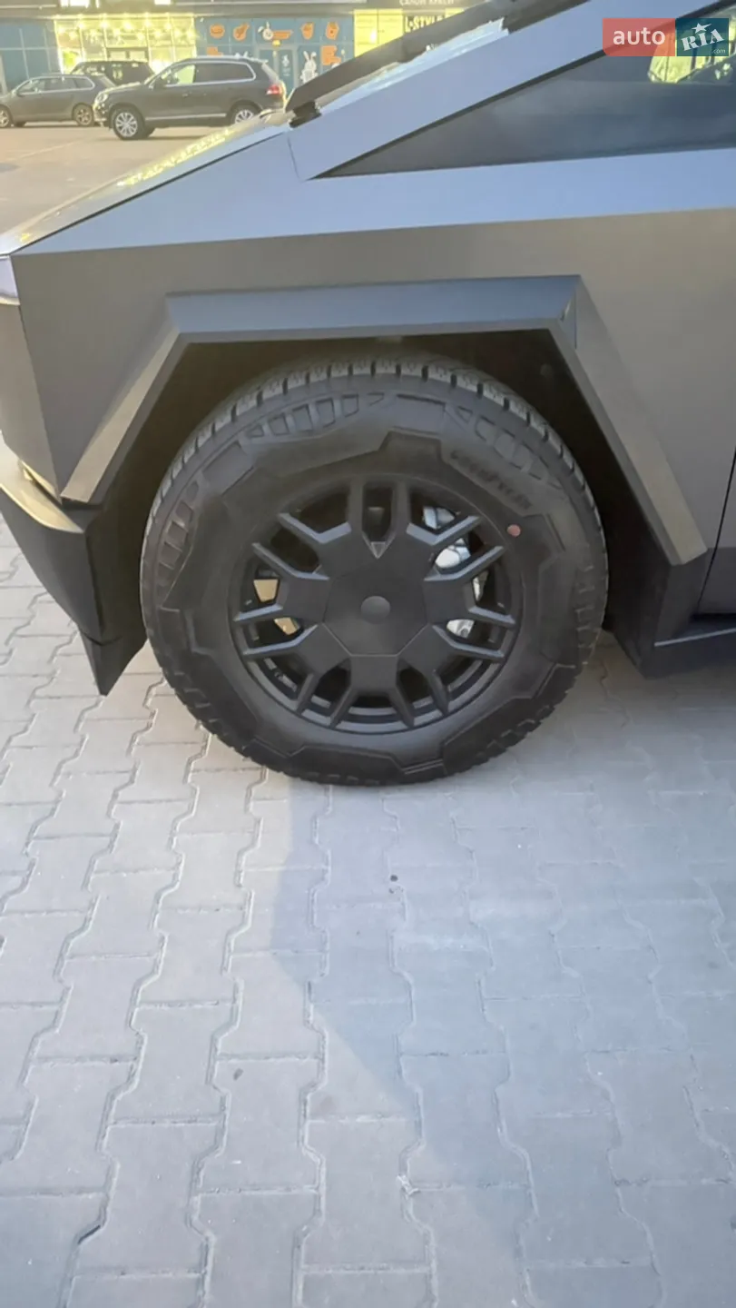 2024 Tesla Cybertruck - мініатюра 22