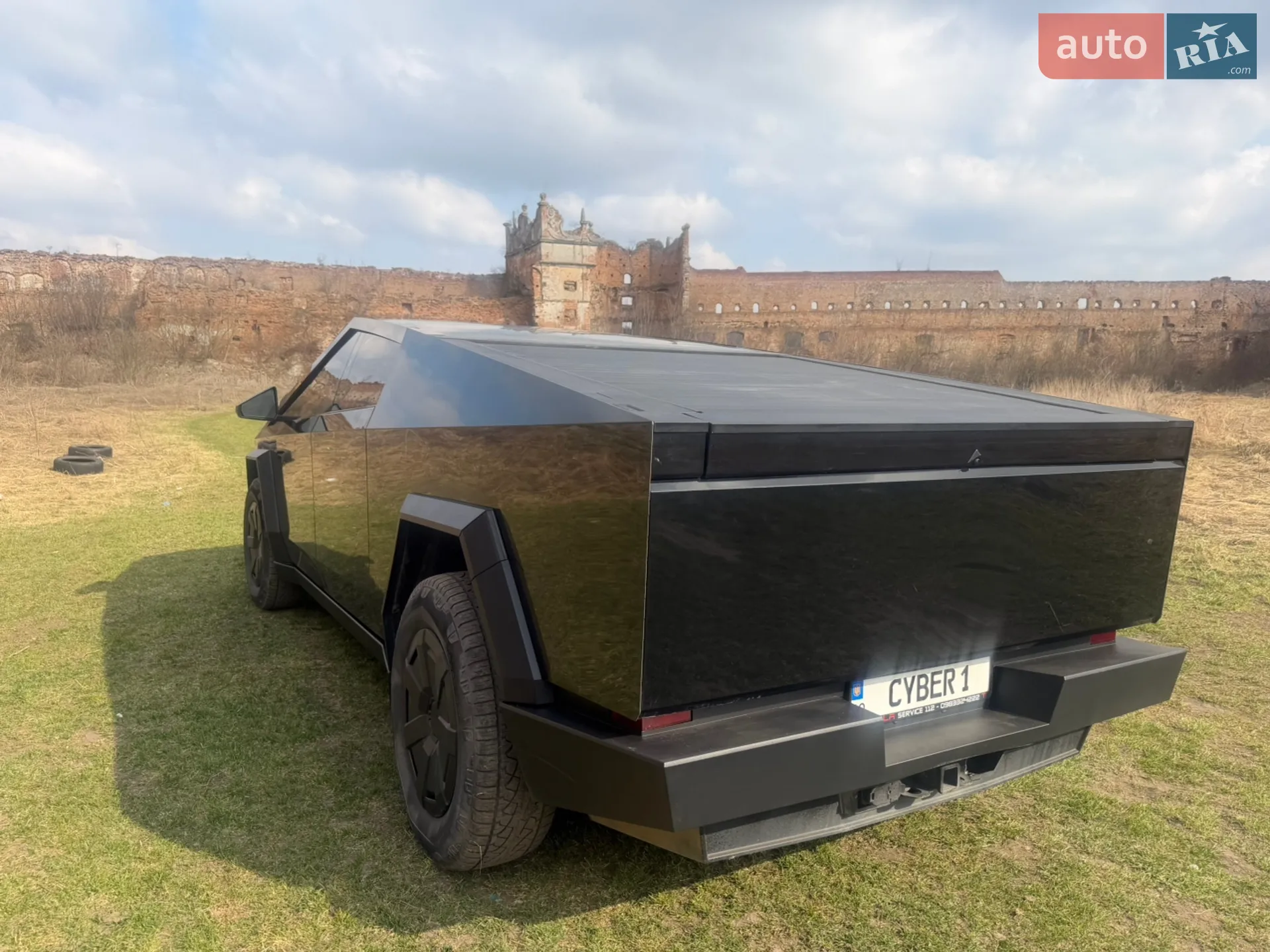 2024 Tesla Cybertruck - мініатюра 26