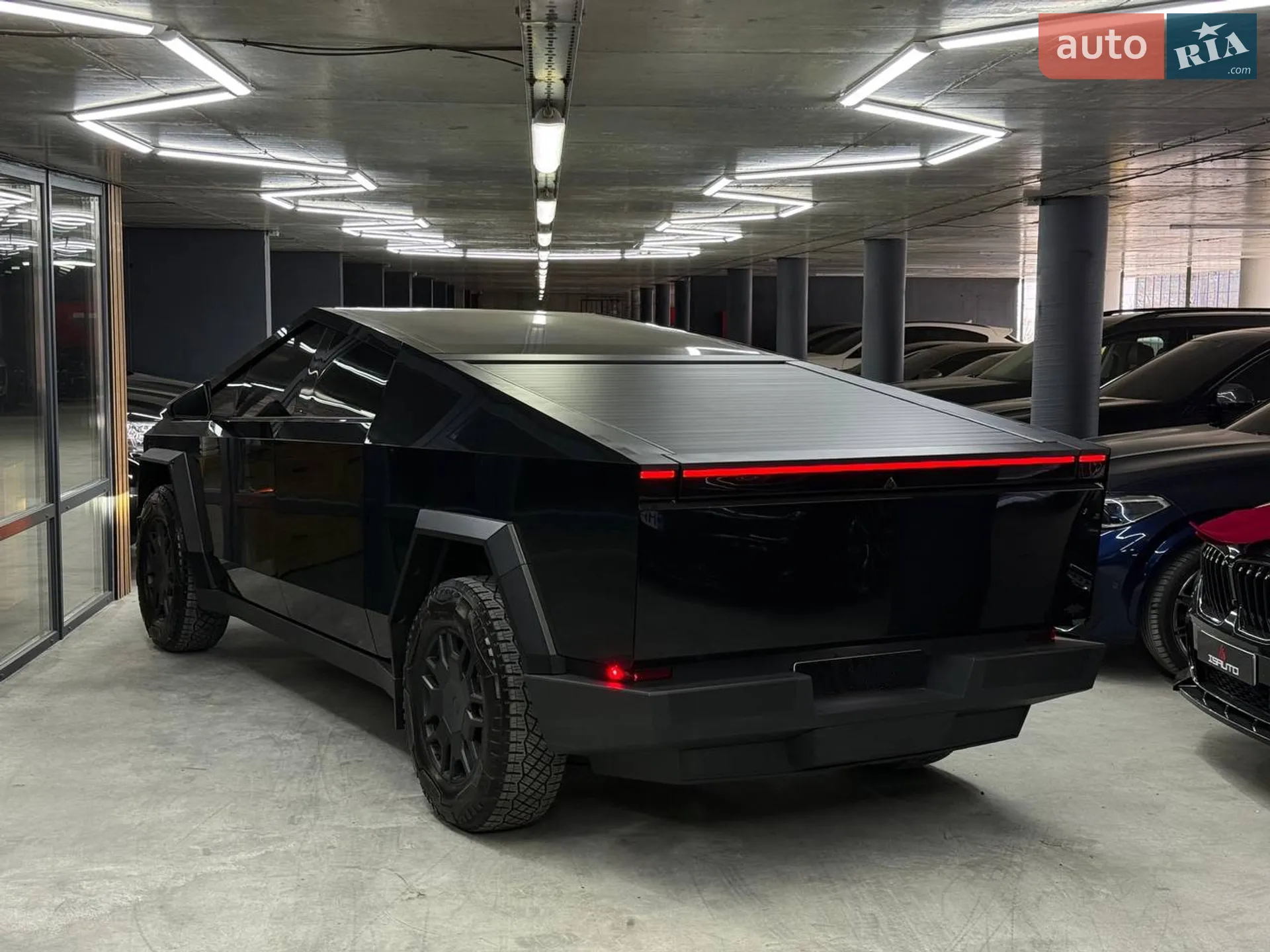 2024 Tesla Cybertruck - мініатюра 6
