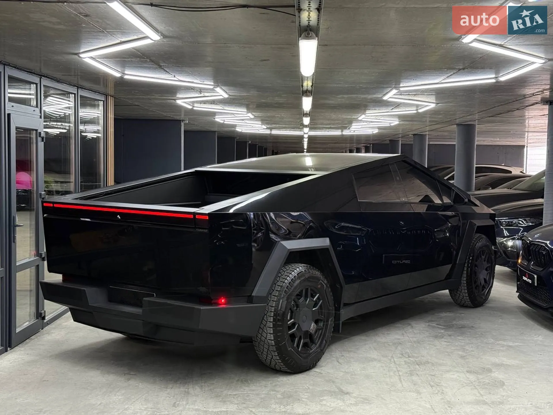 2024 Tesla Cybertruck - мініатюра 7