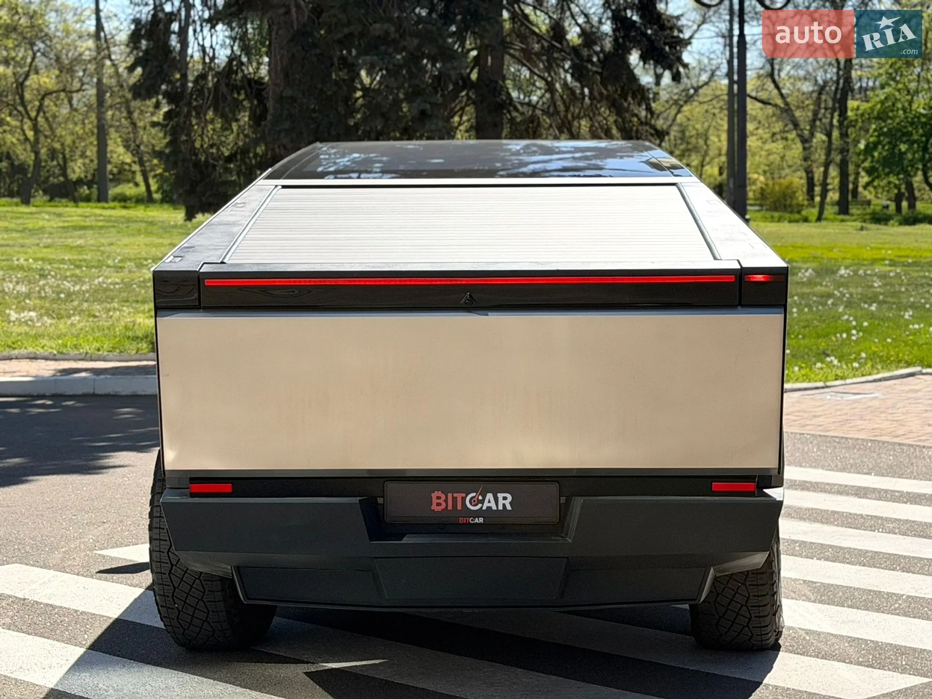 2024 Tesla Cybertruck - мініатюра 17