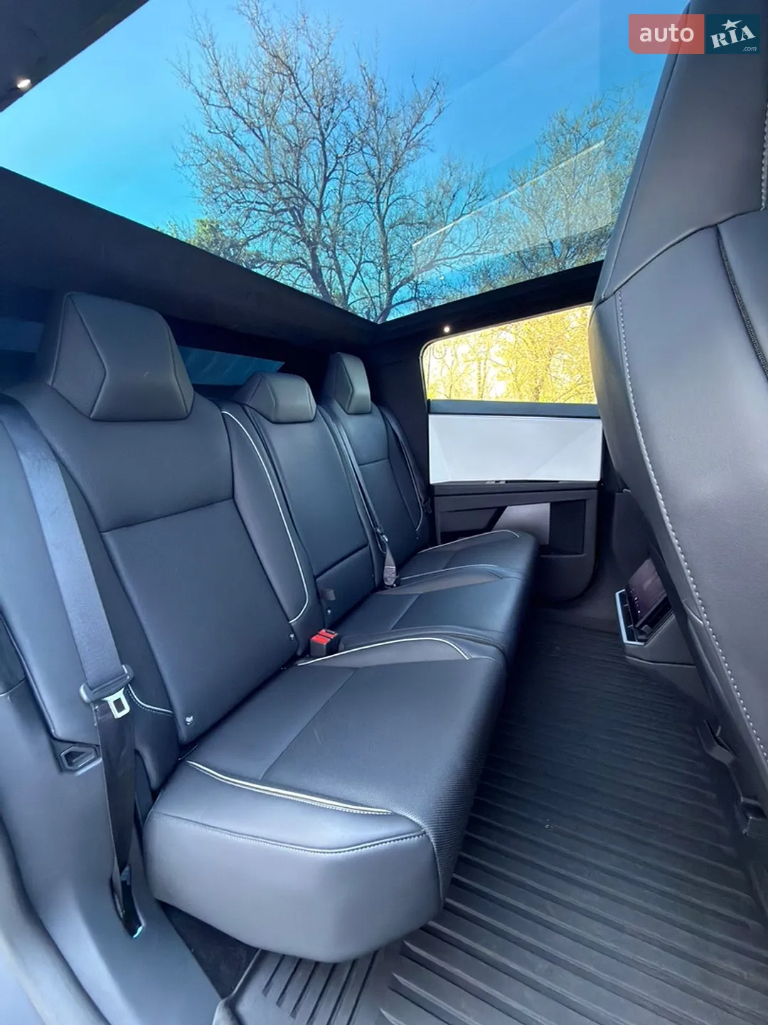 2024 Tesla Cybertruck - мініатюра 66
