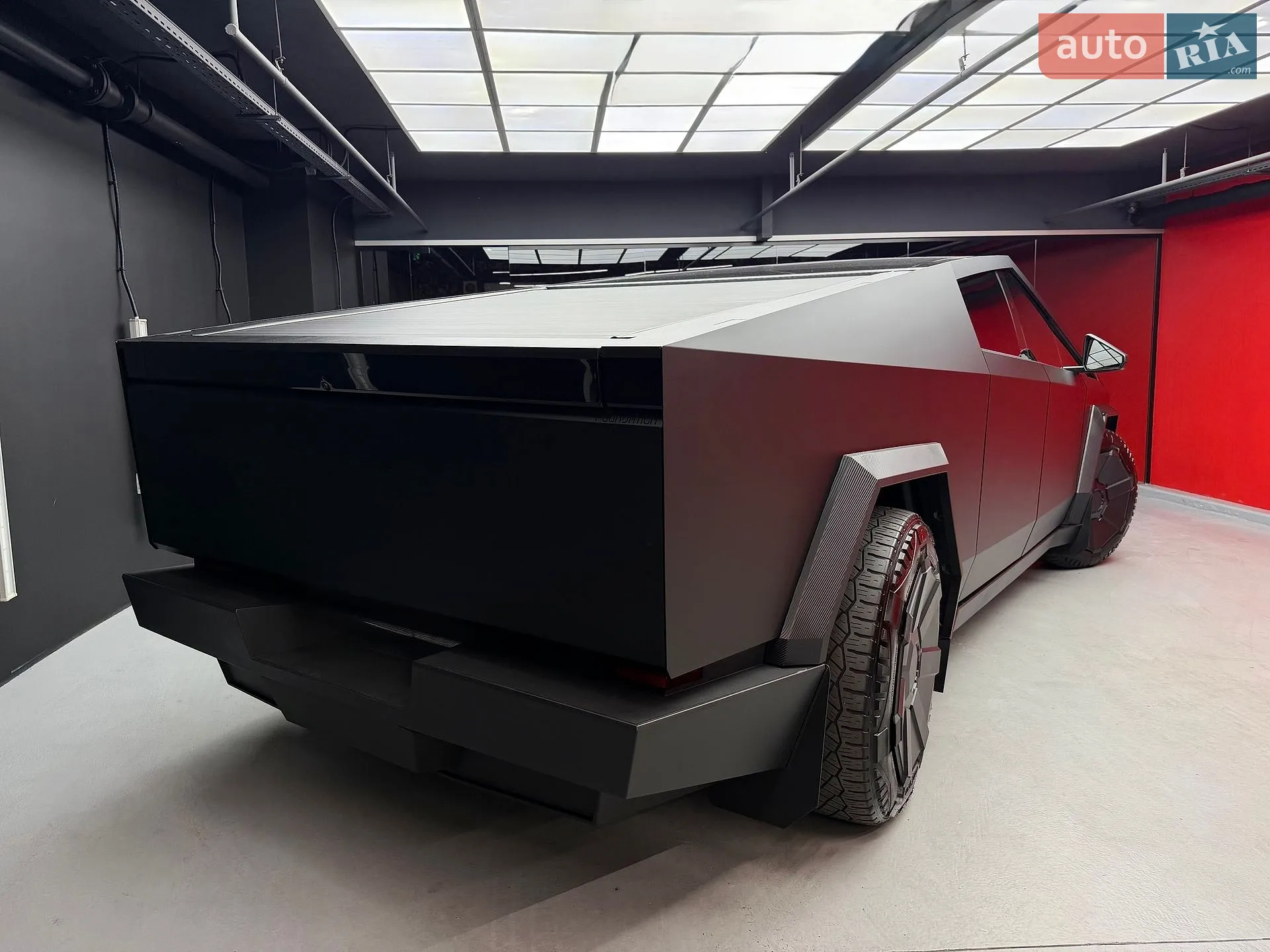 2024 Tesla Cybertruck - мініатюра 14