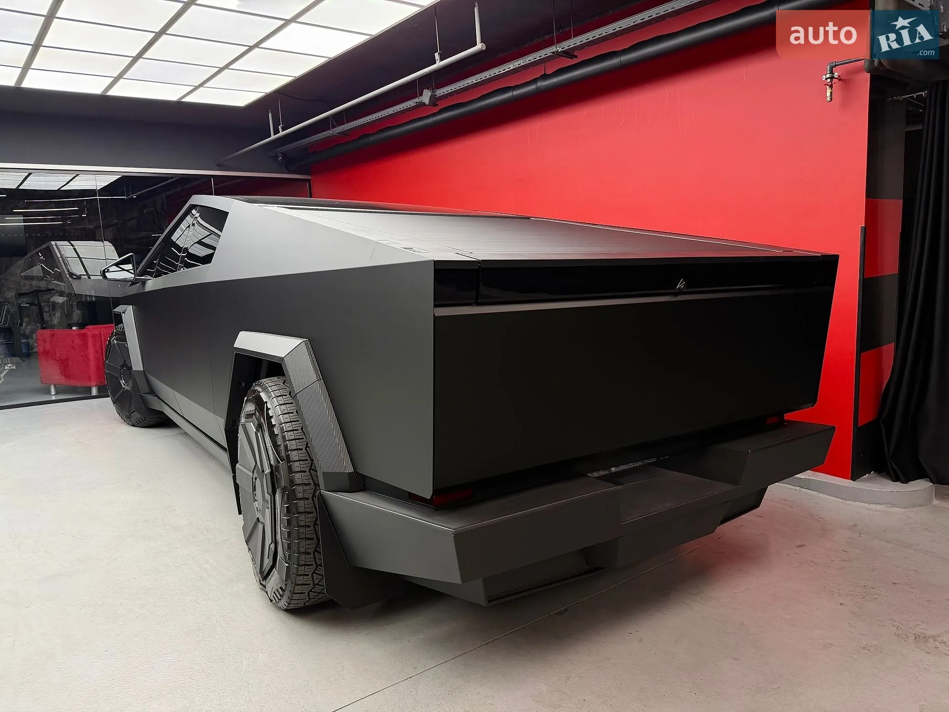 2024 Tesla Cybertruck - мініатюра 19