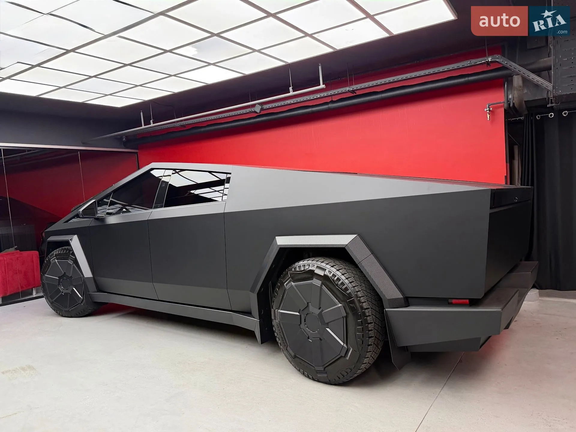2024 Tesla Cybertruck - мініатюра 20