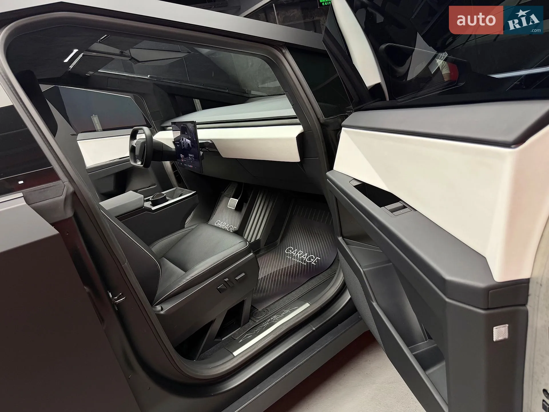 2024 Tesla Cybertruck - мініатюра 49