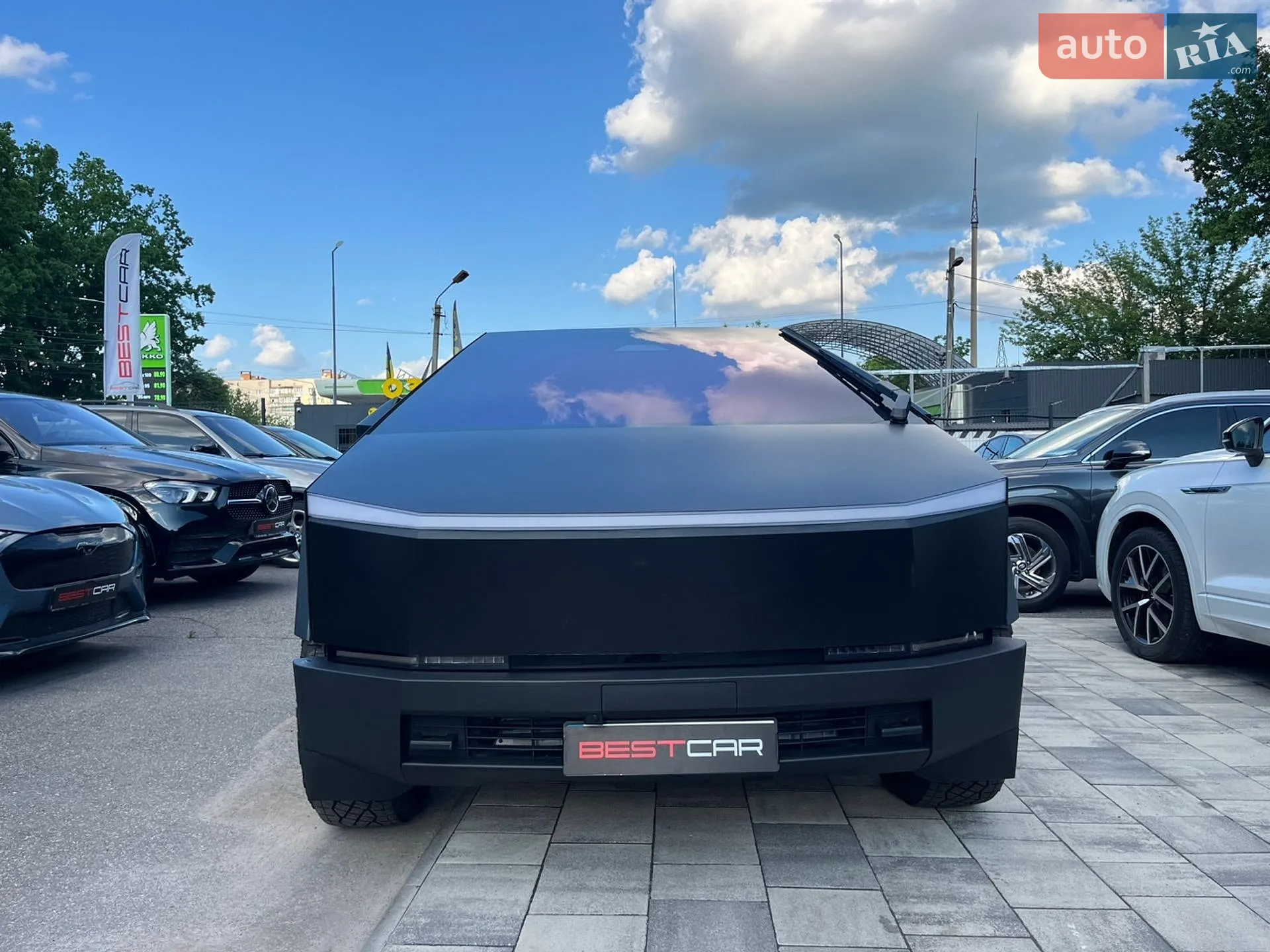 2024 Tesla Cybertruck - мініатюра 4