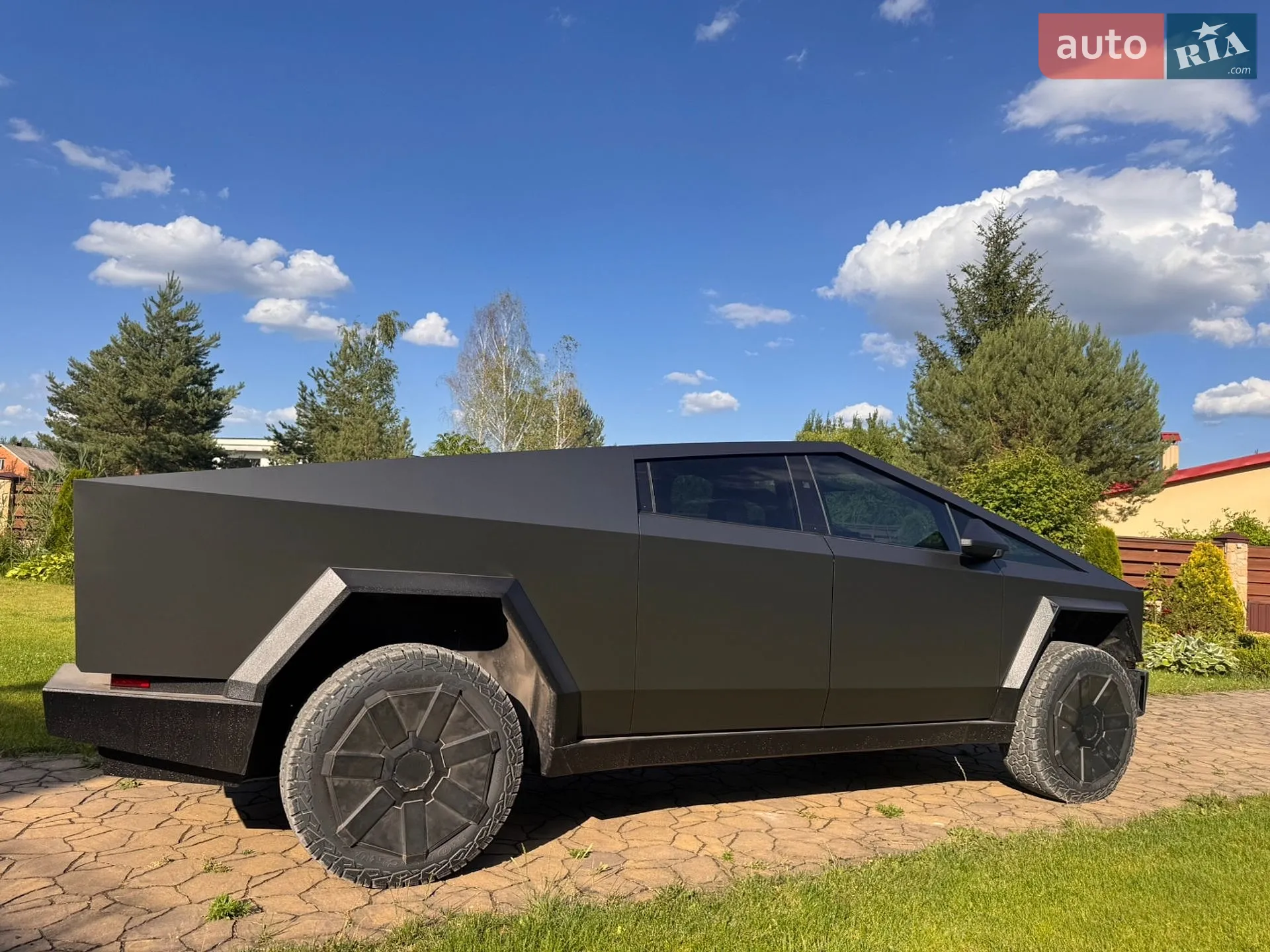 2024 Tesla Cybertruck - мініатюра 6