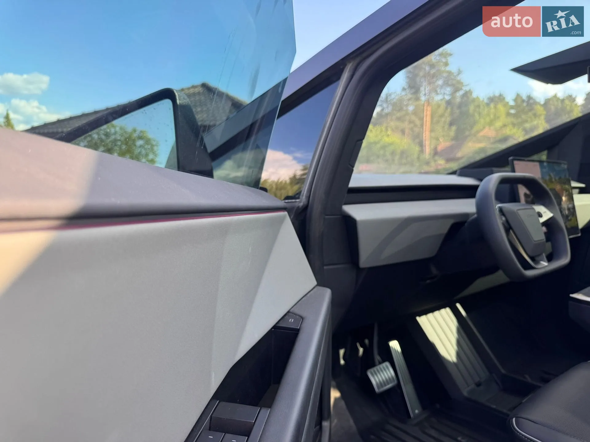2024 Tesla Cybertruck - мініатюра 20