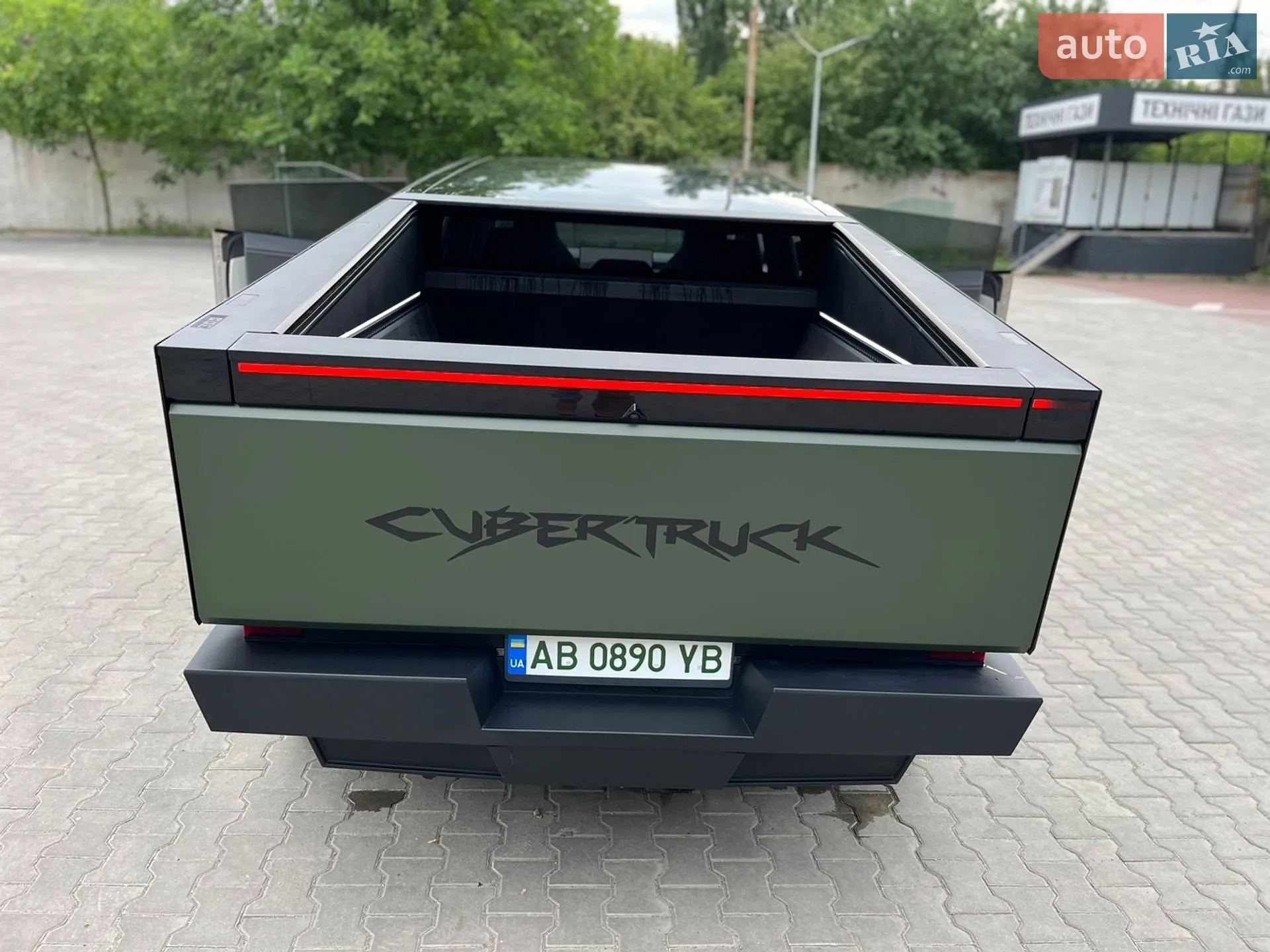 2024 Tesla Cybertruck - мініатюра 28