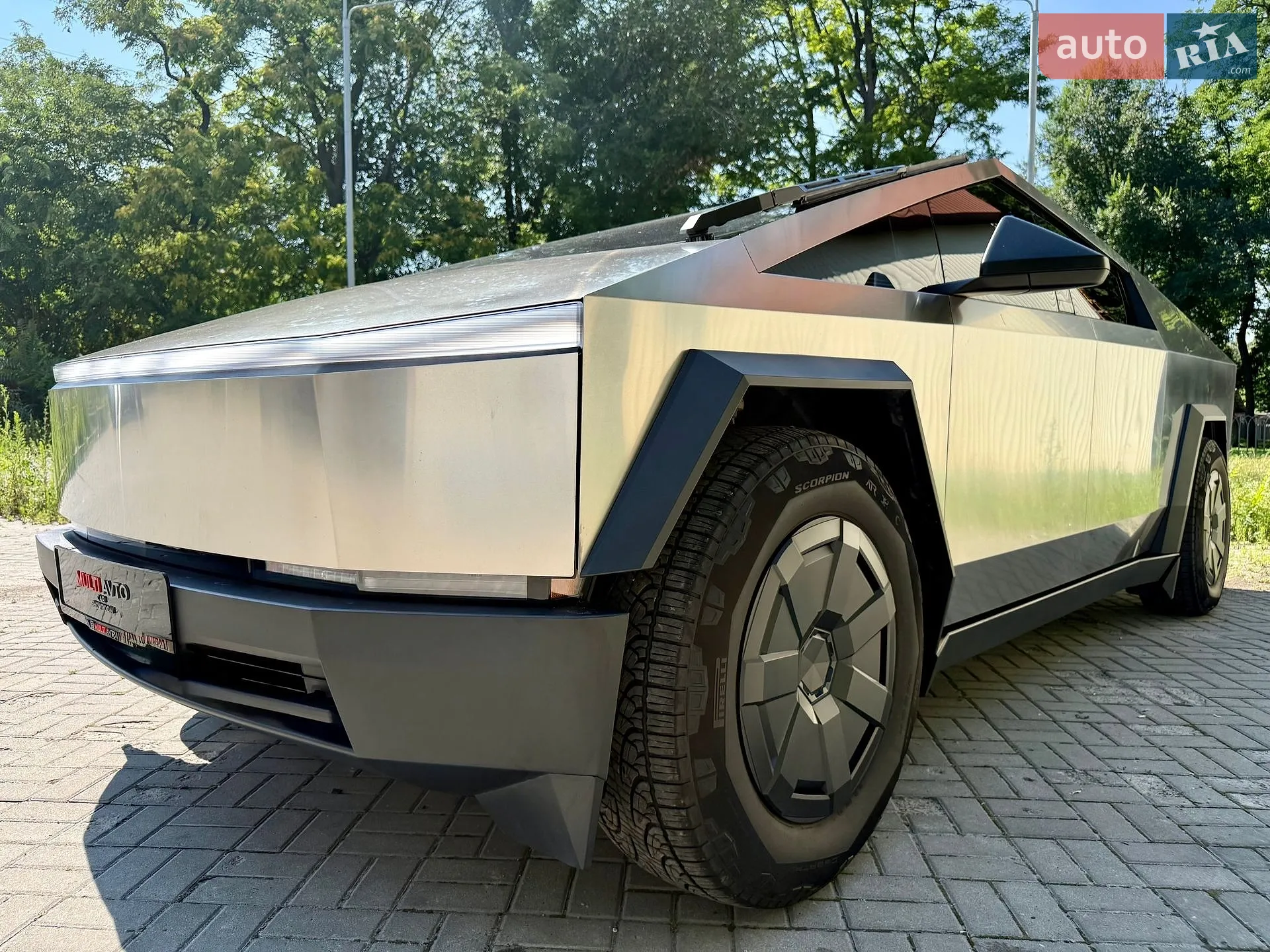 2024 Tesla Cybertruck - мініатюра 5