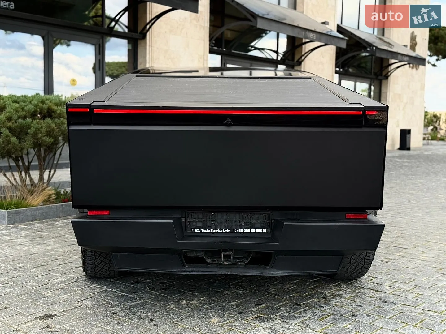 2024 Tesla Cybertruck - мініатюра 18