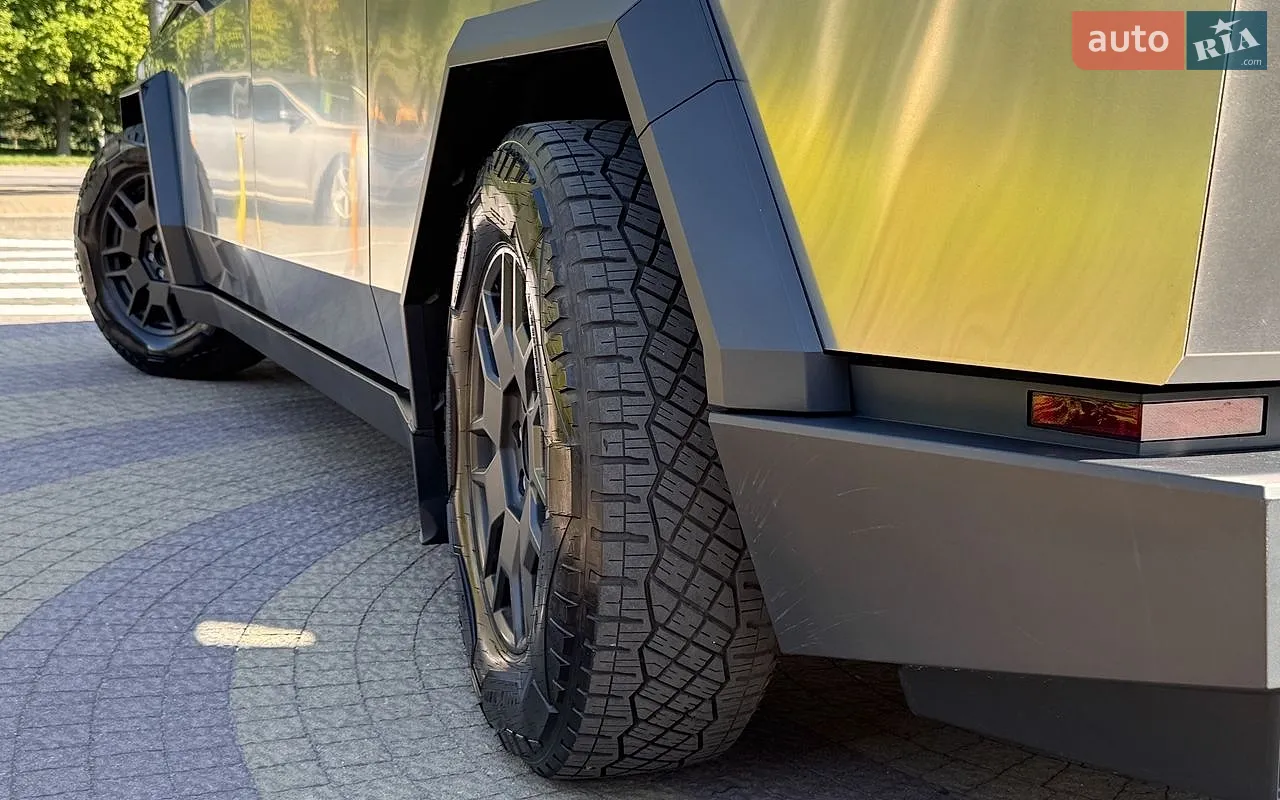 2024 Tesla Cybertruck - мініатюра 21