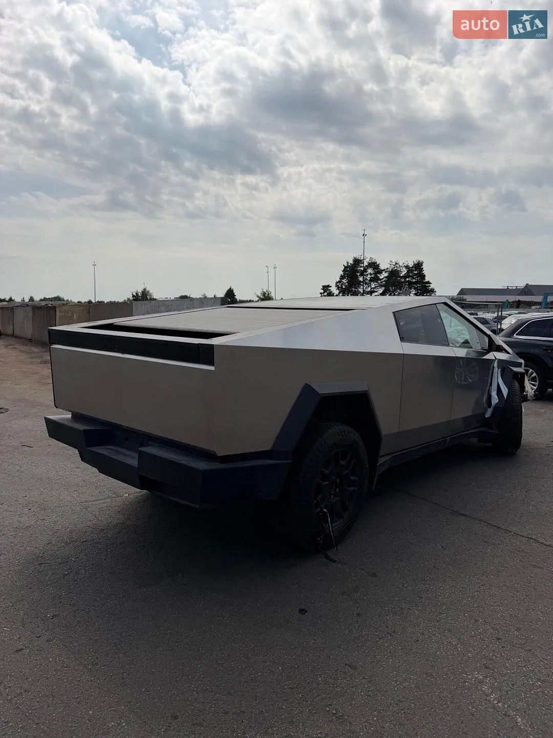 2024 Tesla Cybertruck - мініатюра 5