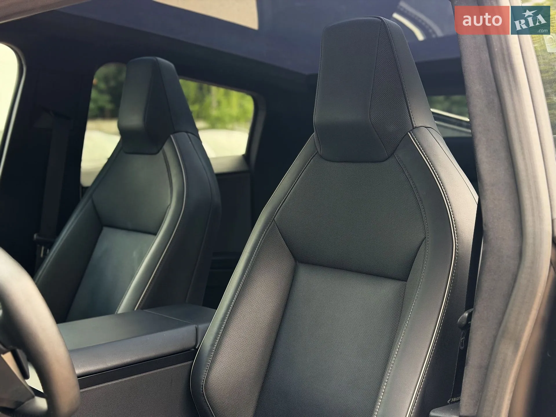 2024 Tesla Cybertruck - мініатюра 14