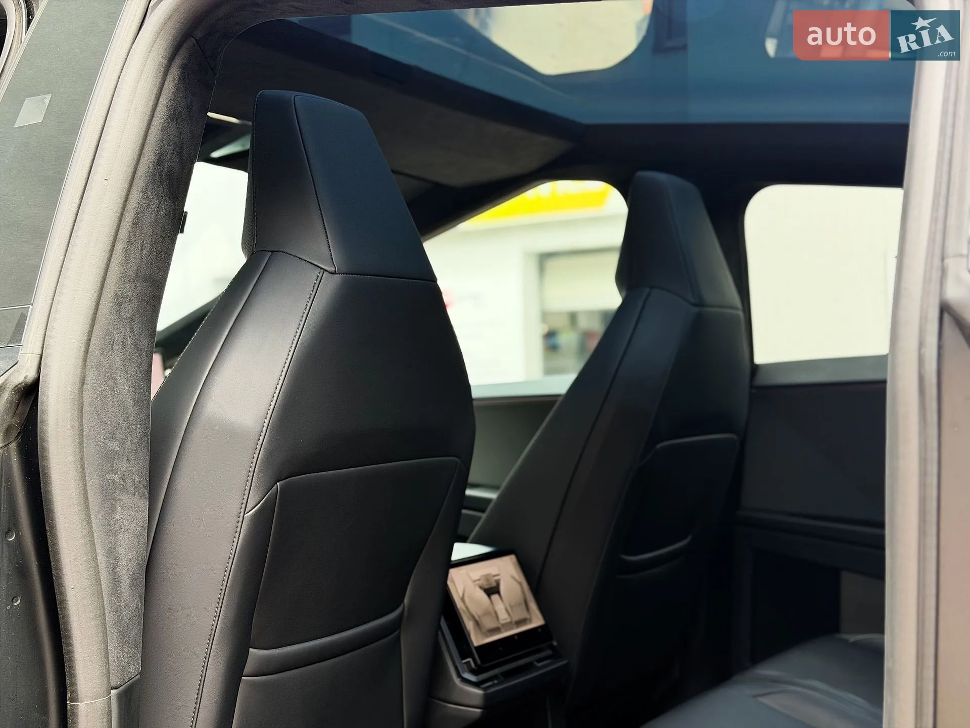 2024 Tesla Cybertruck - мініатюра 17