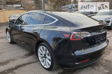 Седан Tesla Model 3 2018 в Одессе