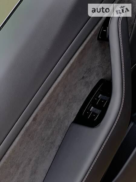 Седан Tesla Model 3 2018 в Харькове