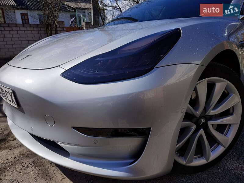 Седан Tesla Model 3 2018 в Житомире