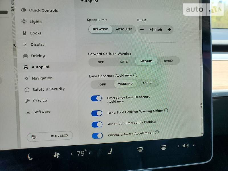 Седан Tesla Model 3 2019 в Києві