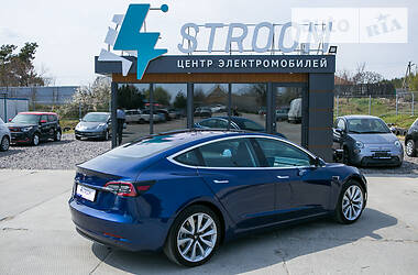 Седан Tesla Model 3 2018 в 