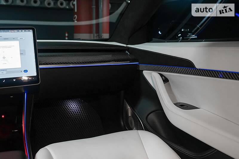 Седан Tesla Model 3 2019 в Києві фото 15 Седан Tesla Model 3 2019 в Києві