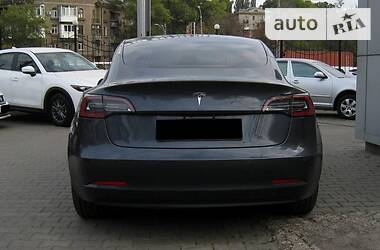 Хэтчбек Tesla Model 3 2018 в Одессе