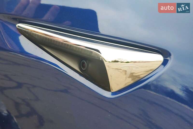 Седан Tesla Model 3 2019 в Одессе