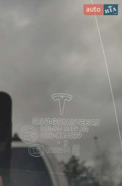 Седан Tesla Model 3 2019 в Одессе