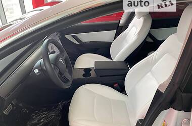 Седан Tesla Model 3 2019 в Одессе