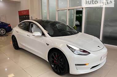 Седан Tesla Model 3 2019 в Одессе