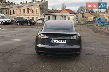 Седан Tesla Model 3 2018 в Одессе