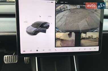 Седан Tesla Model 3 2018 в Одессе