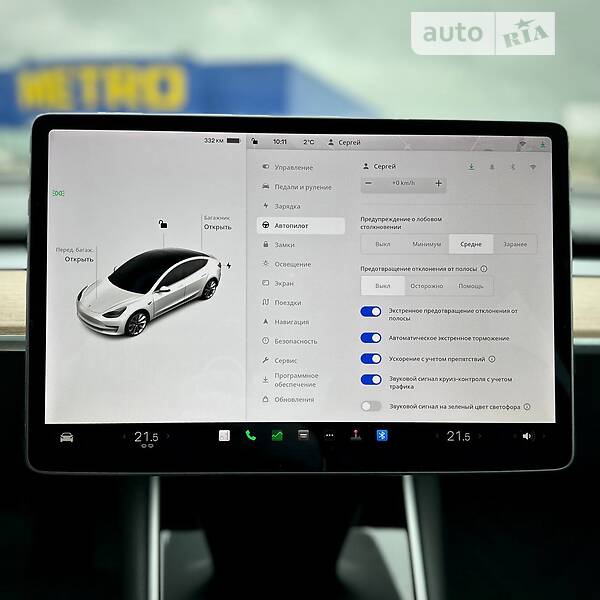 Седан Tesla Model 3 2020 в Ровно