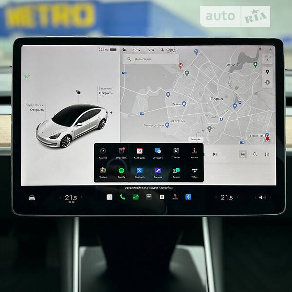 Седан Tesla Model 3 2020 в Ровно